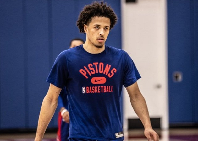 谱写出更辉 谱写出更辉